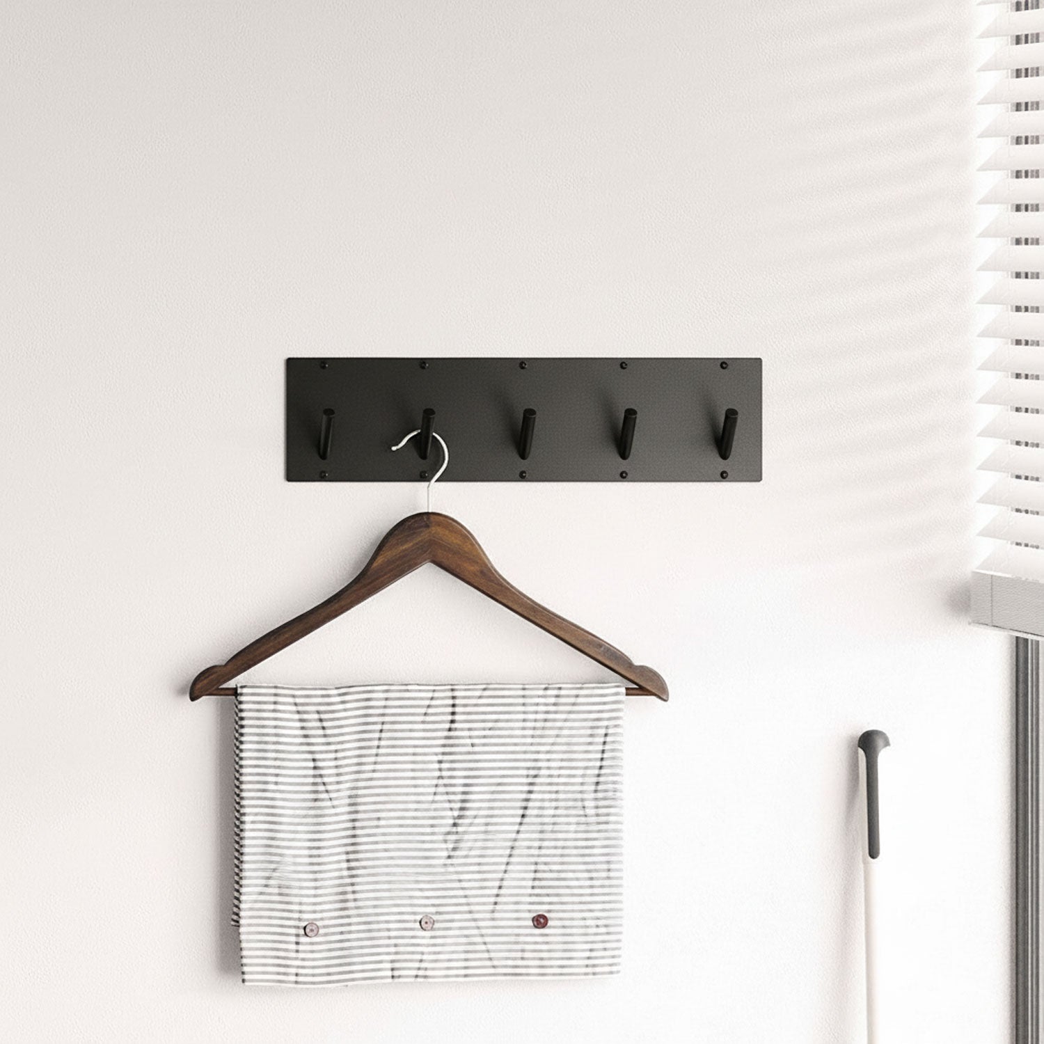 Peggy Square 5 Wall Hook - B&W