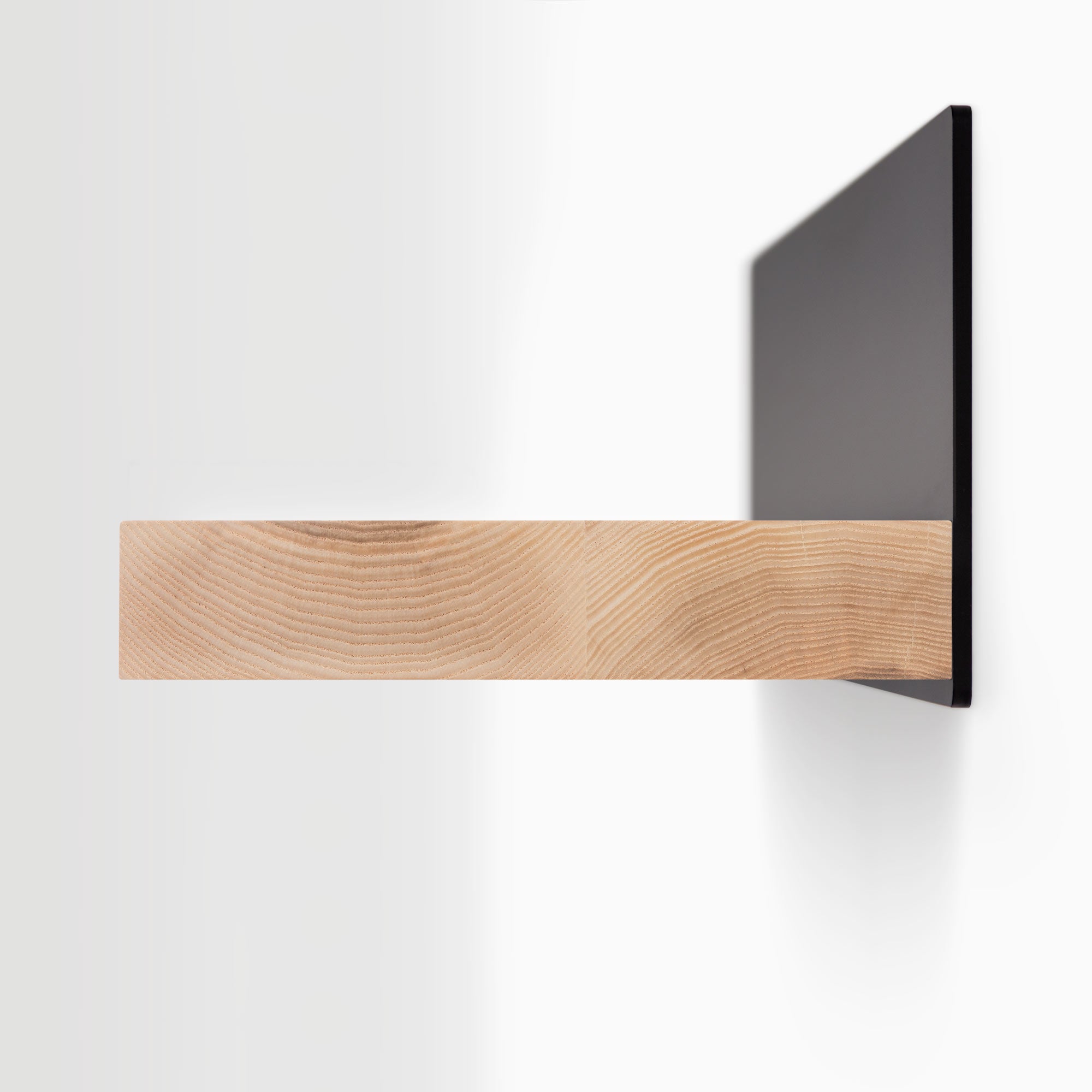 Skaksel Ash Floating Shelf